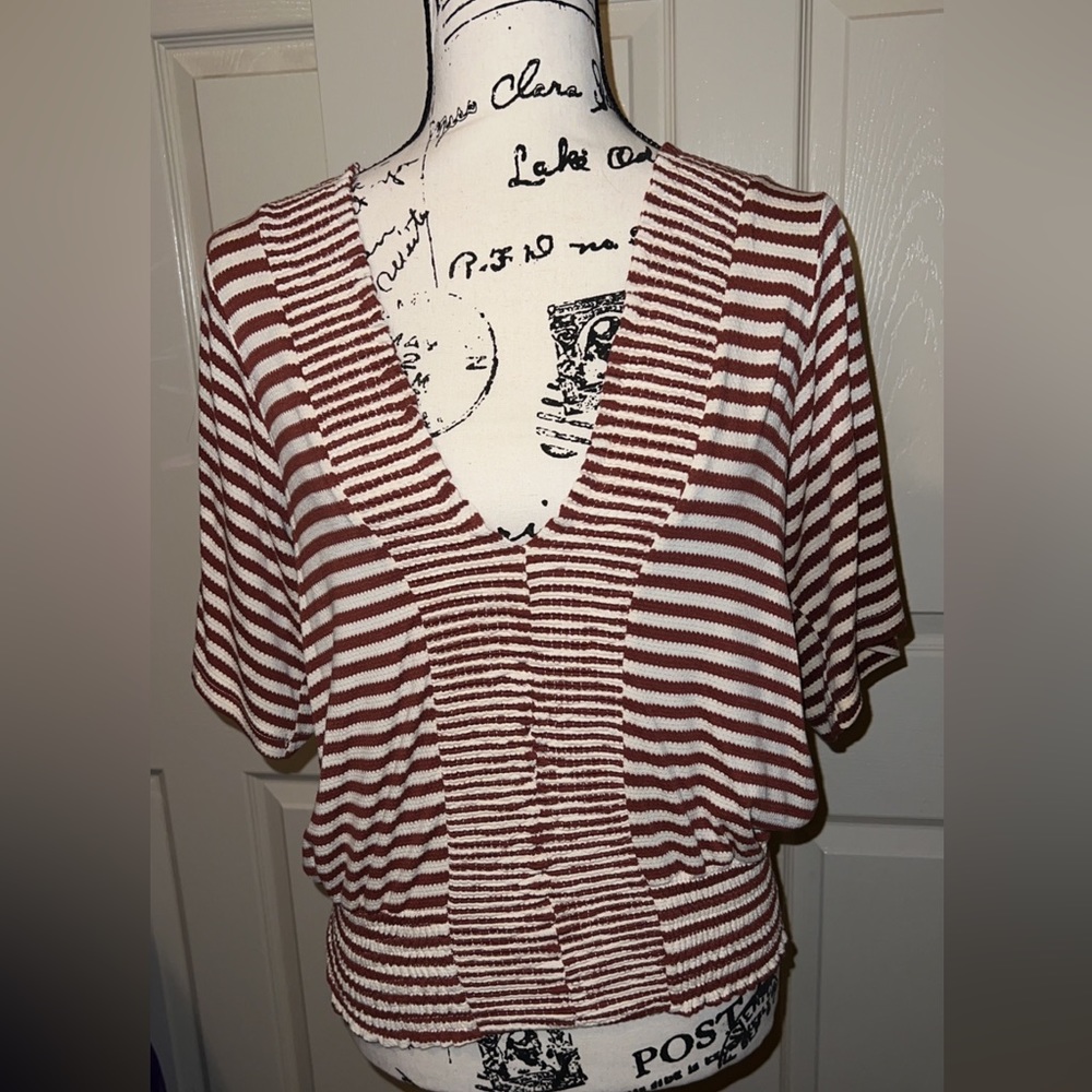 Super comfy, super stretchy date night shirt!